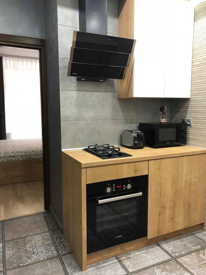 Lux Apartment Ruska Lviv Bagian luar foto