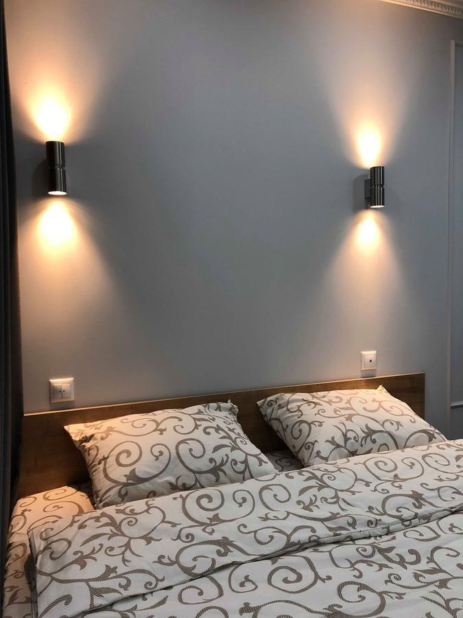 Lux Apartment Ruska Lviv Bagian luar foto